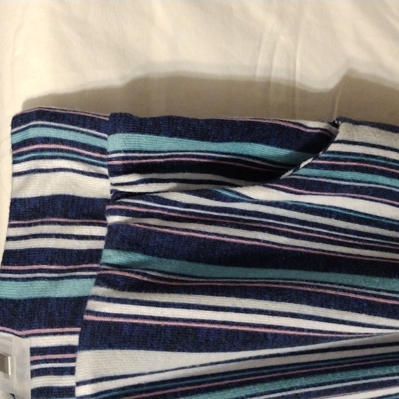 Croft & Barrow, women's drawstring capris with two side pockets in XL - Picture 3 of 5